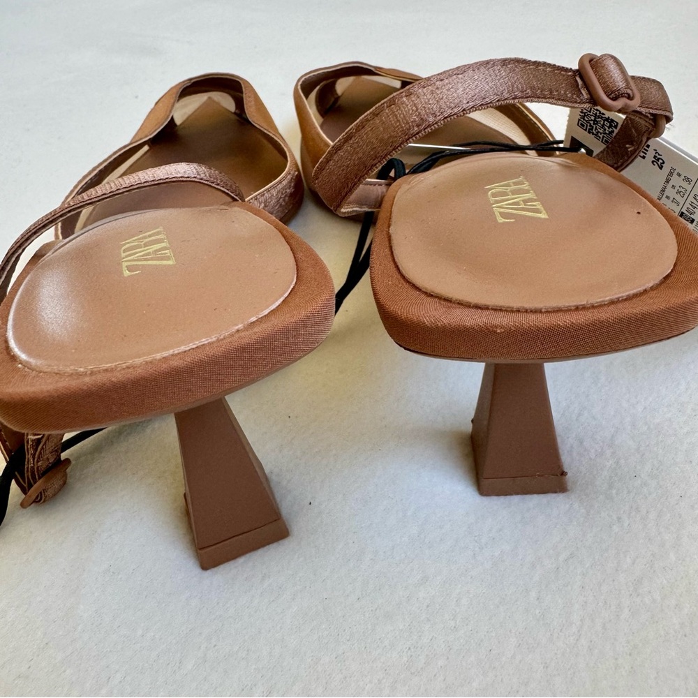 Zara Brown Kitten Heeled Shoes - Picture 10 of 11